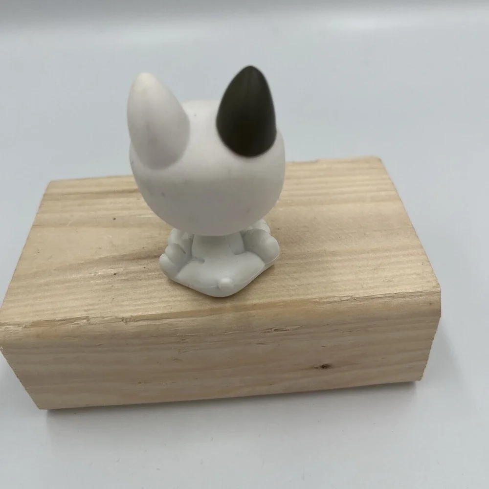 Littlest Pet Shop White Black Bull Terrier Dog Blue Eyes No‎ #1664 Vintage 2004